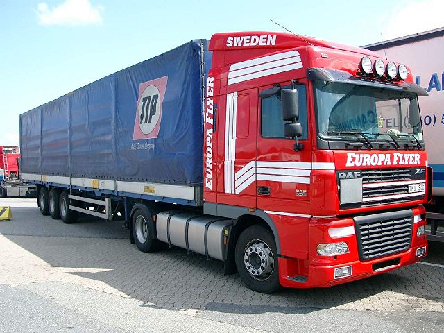DAF-XF-95430-EuropaFlyer-Willann-140804-1-S[1].jpg - Michael Willann